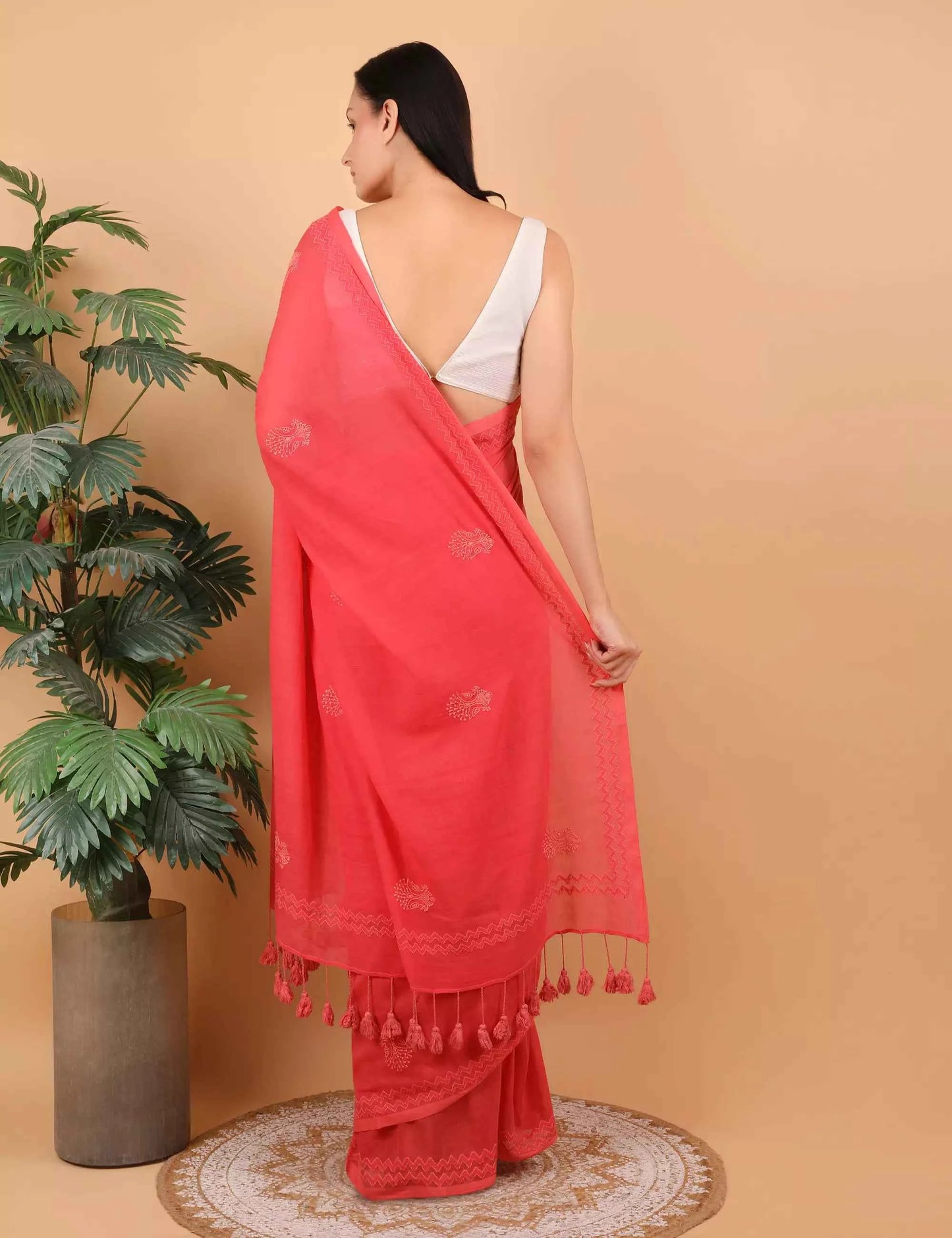 Shwet Women Coral Pink Hand Embroidered Chikankari Saree