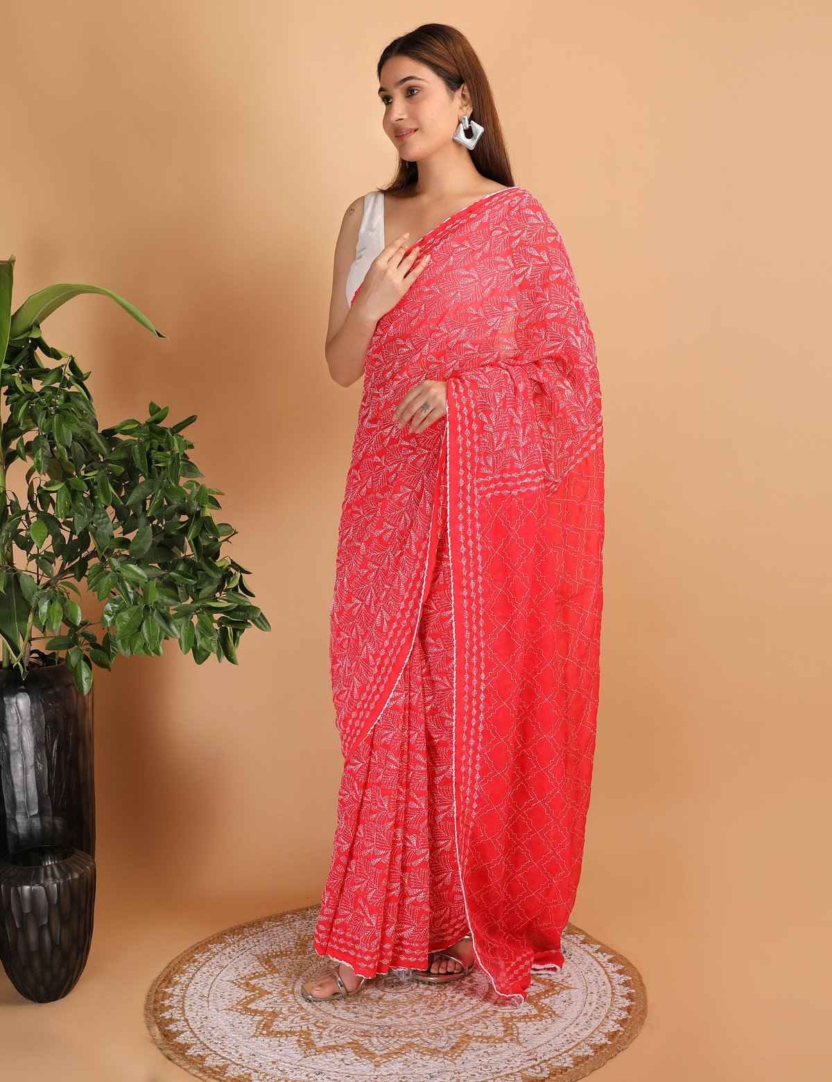 Shwet Red Chikankari Georgette Saree