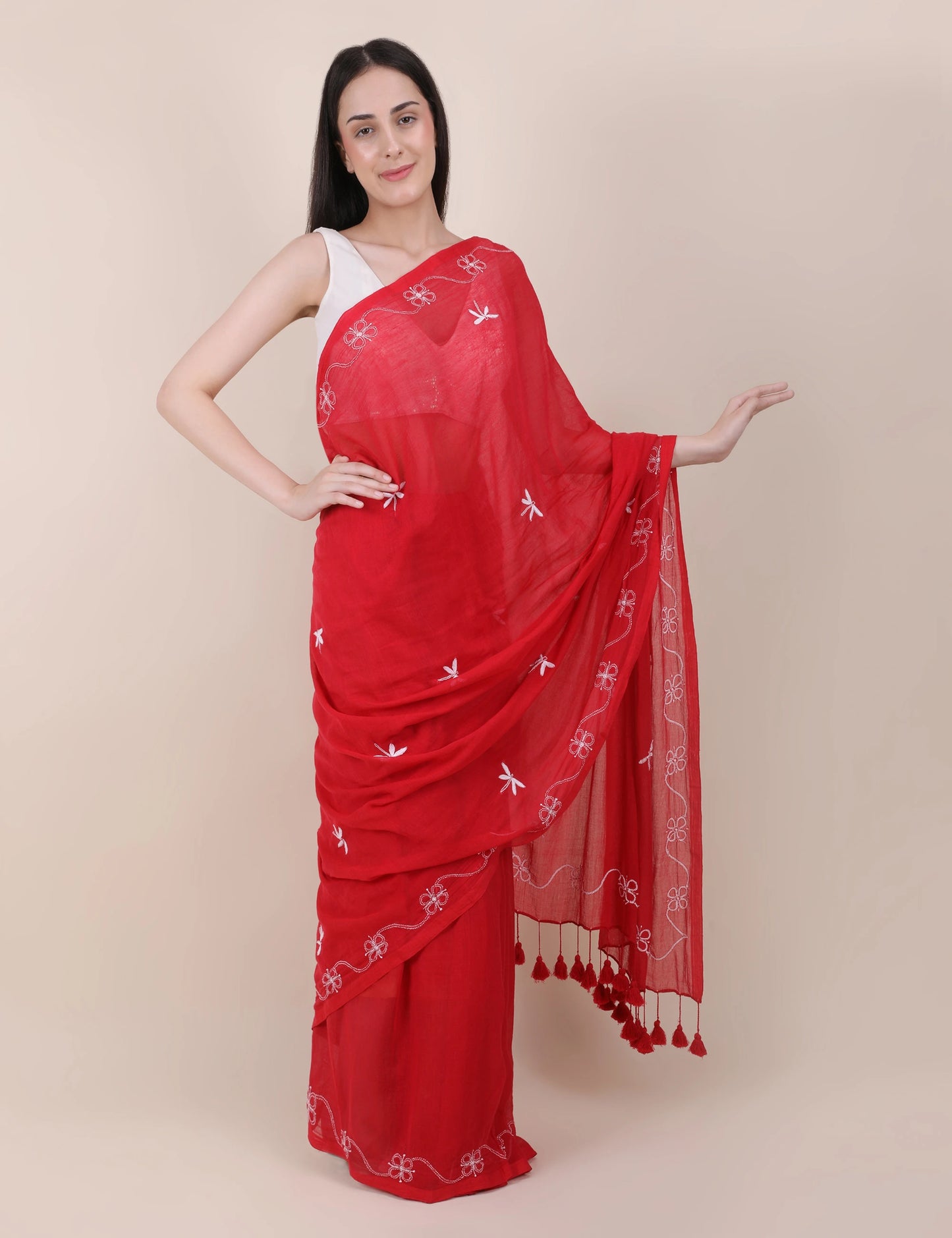 Shwet Women Red Hand Embroidered Chikankari mulmul saree