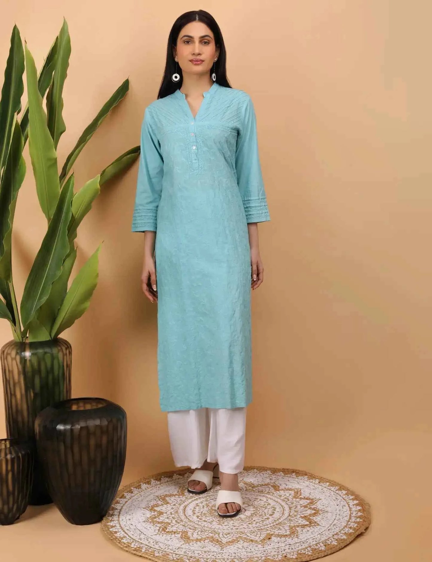 Shwet Women Cyan Blue Chikankari Kurta