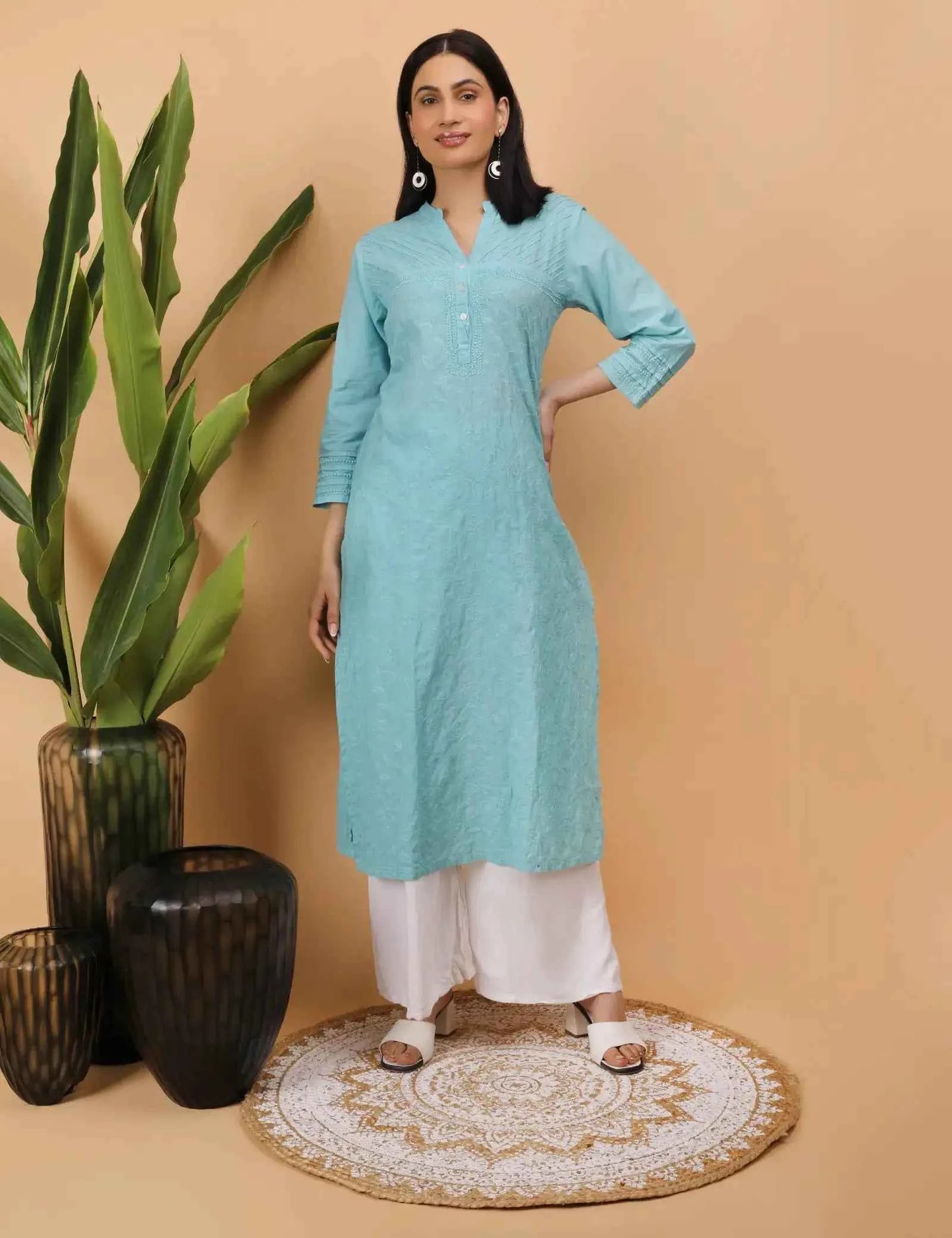 Shwet Women Cyan Blue Chikankari Kurta