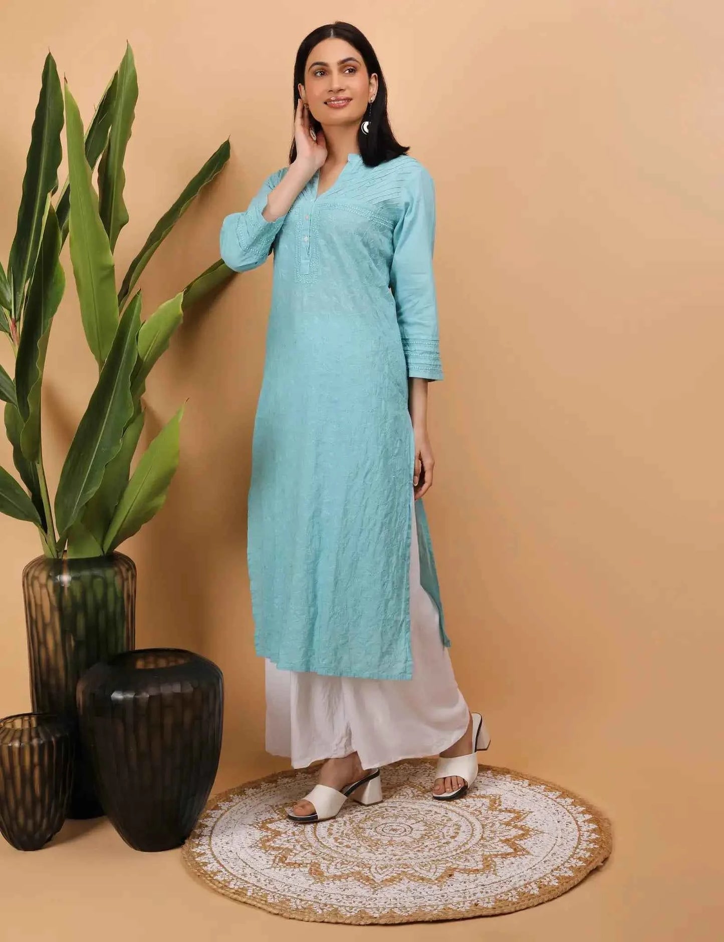 Shwet Women Cyan Blue Chikankari Kurta