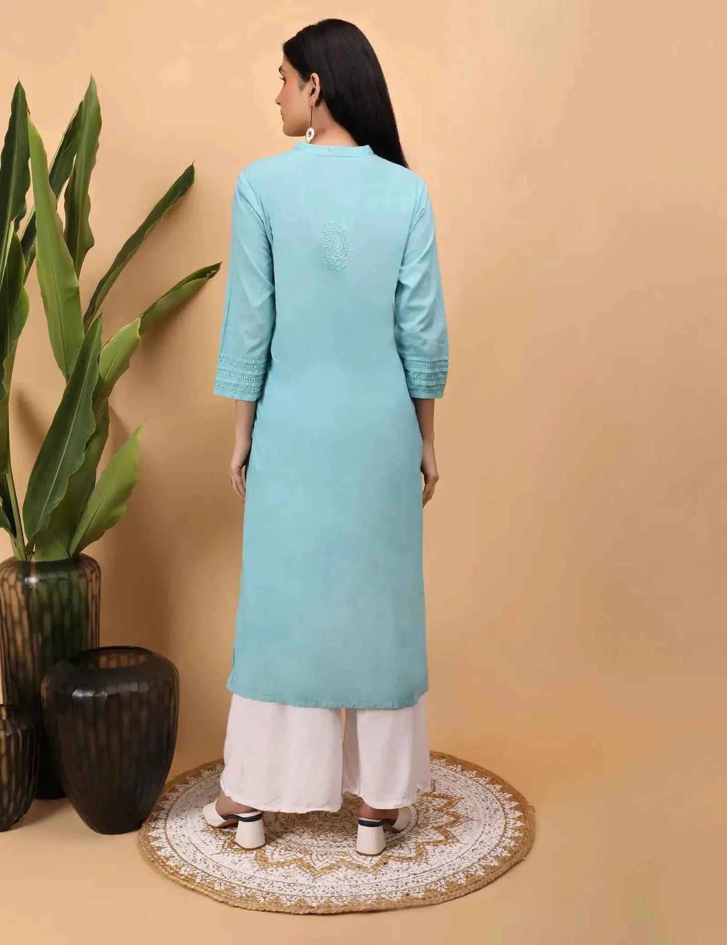 Shwet Women Cyan Blue Chikankari Kurta