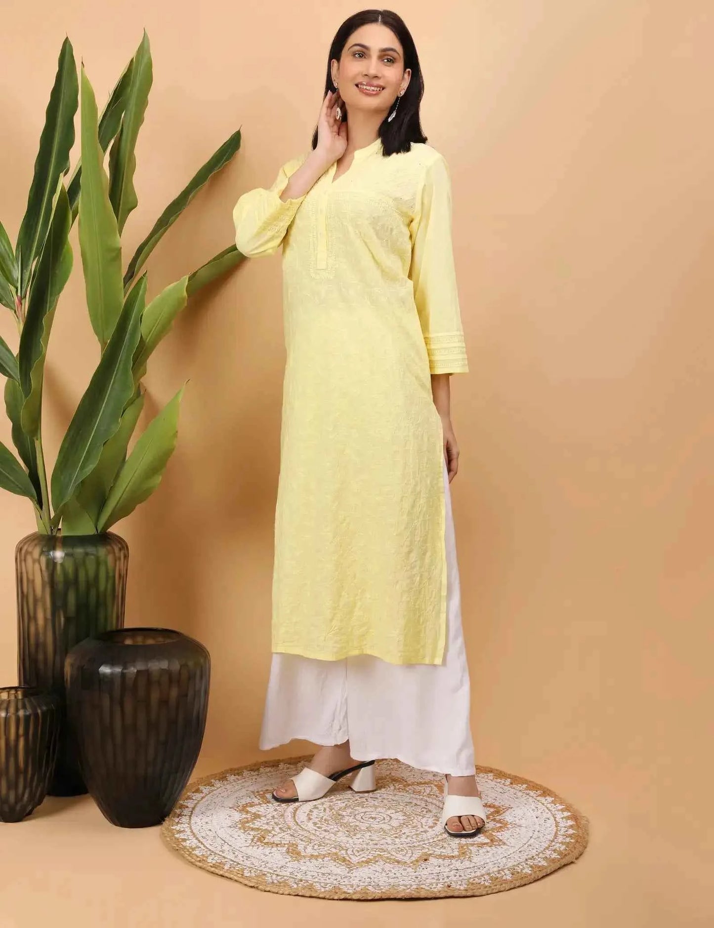 Shwet Women Yellow Chikankari Kurta