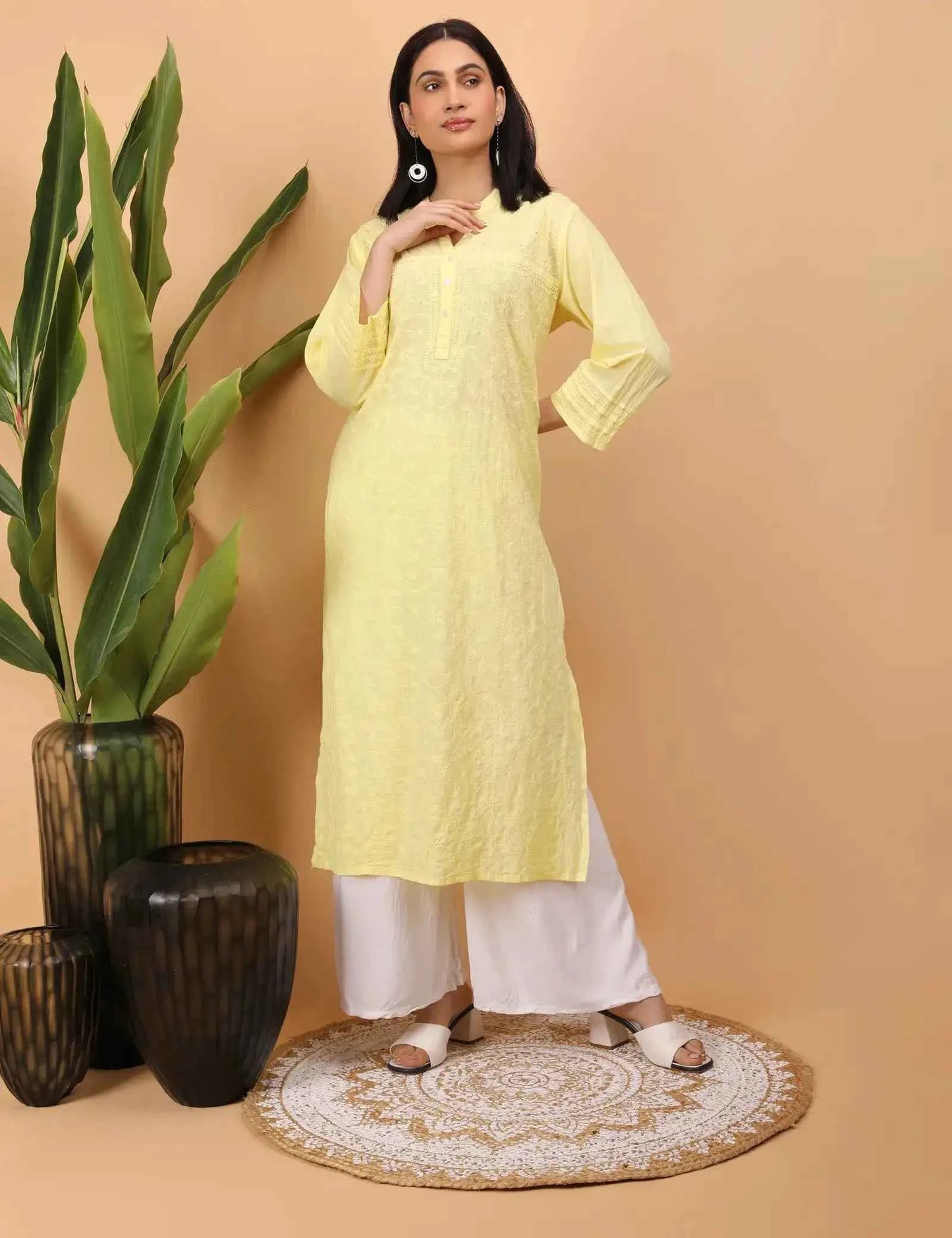 Shwet Women Yellow Chikankari Kurta