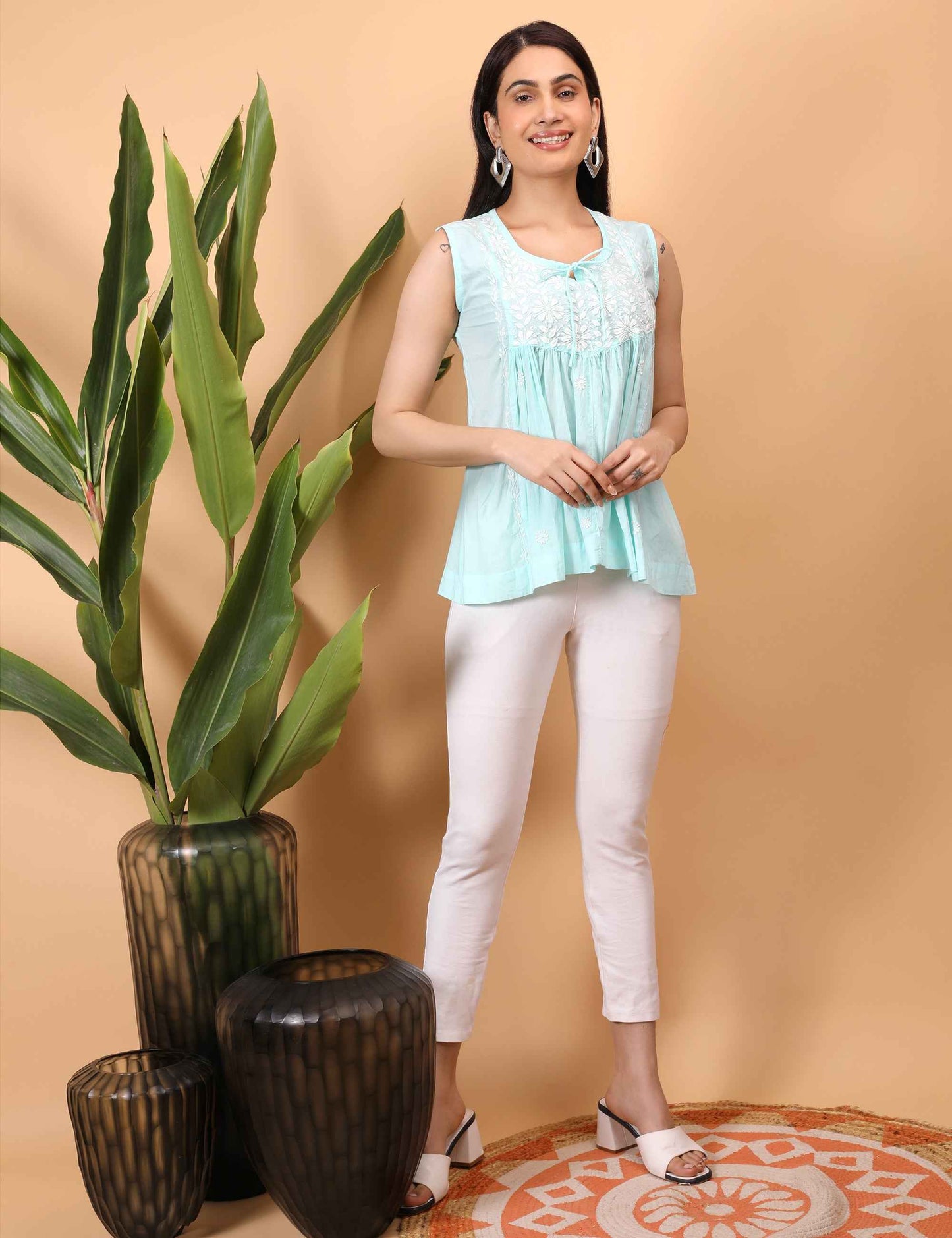 Shwet Women Sea Blue Chikankari Sleevless Yoke Top