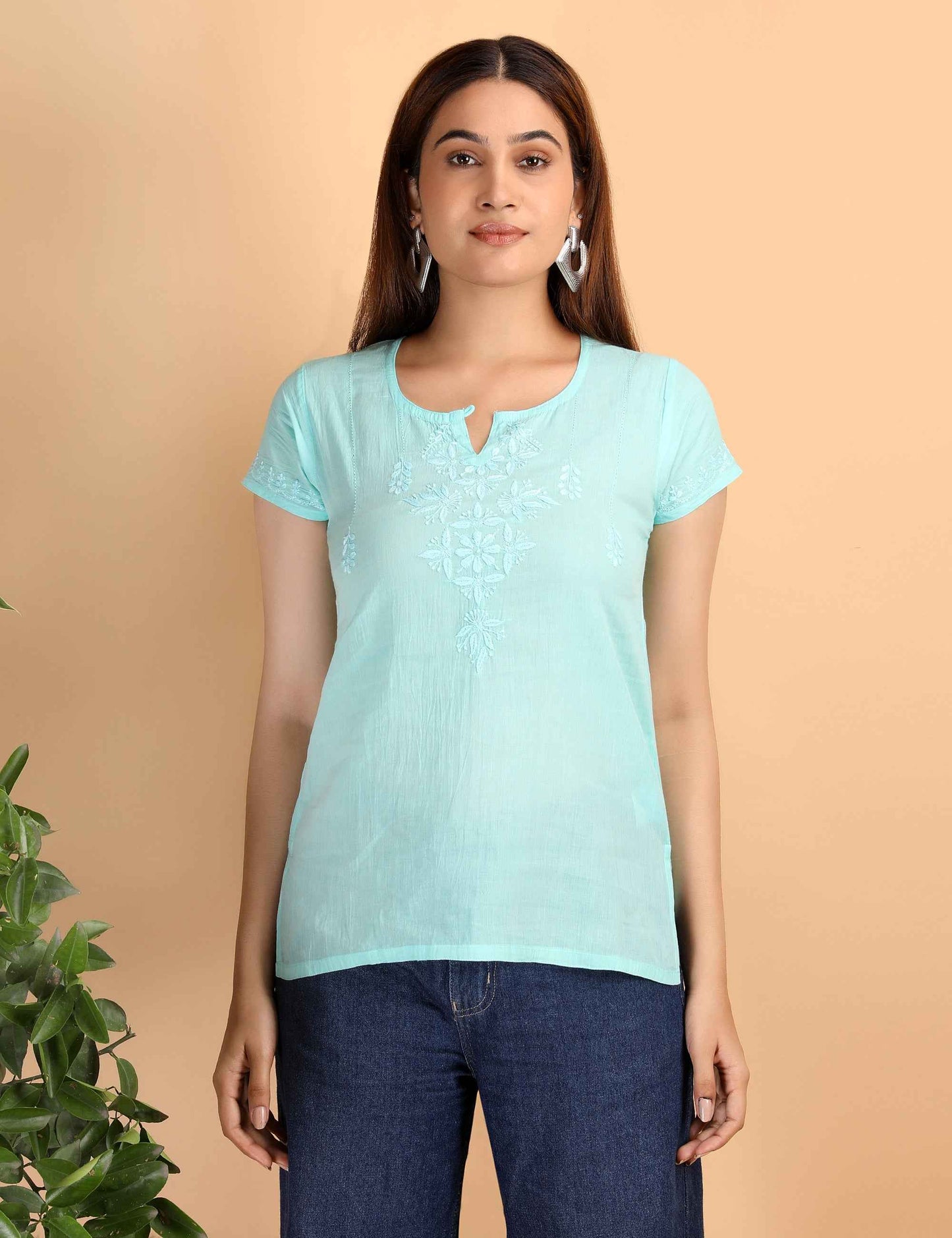Shwet Women Sea Green Chikankari Cotton Short Top