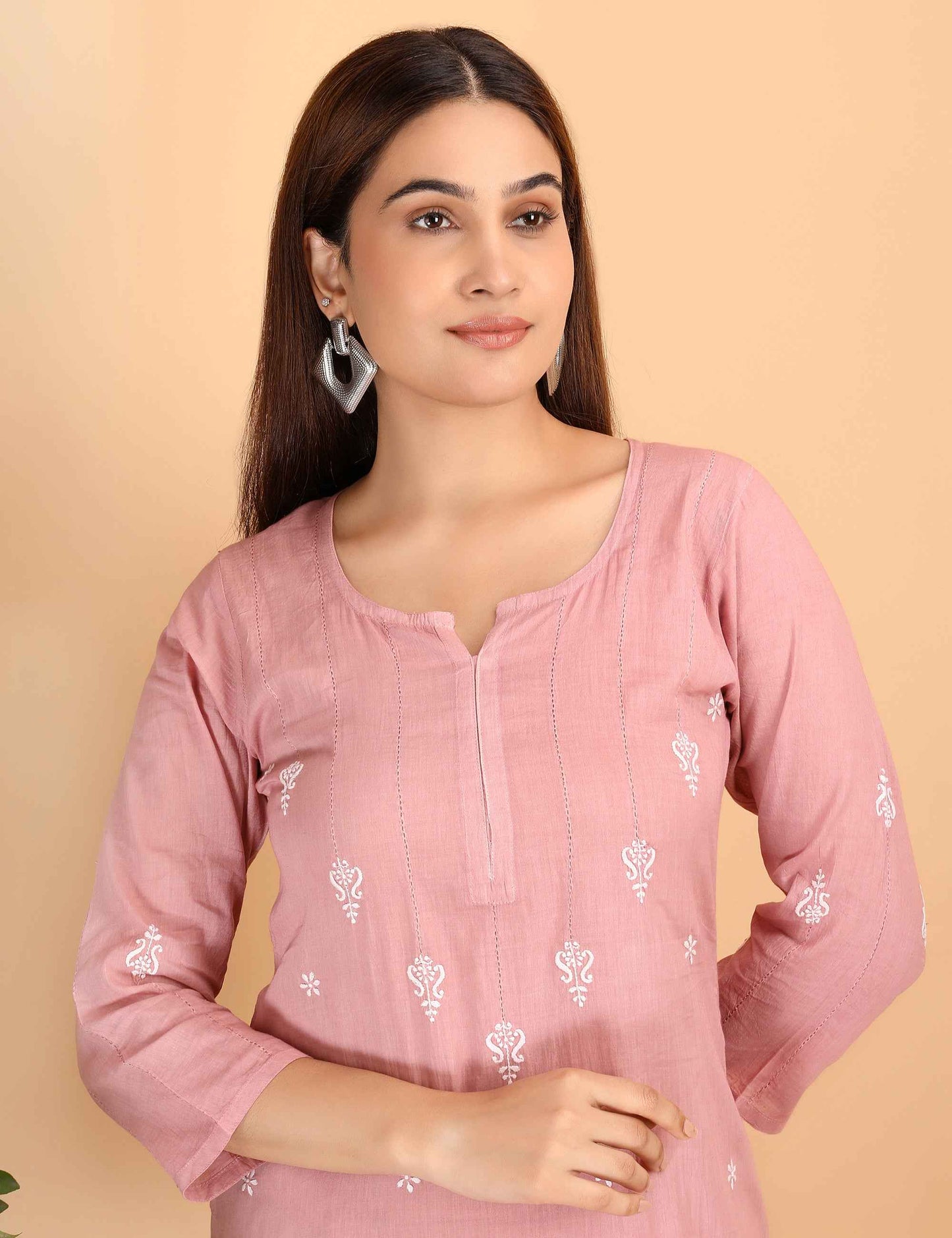 Shwet Women Peach Chikankari Kurta Pants