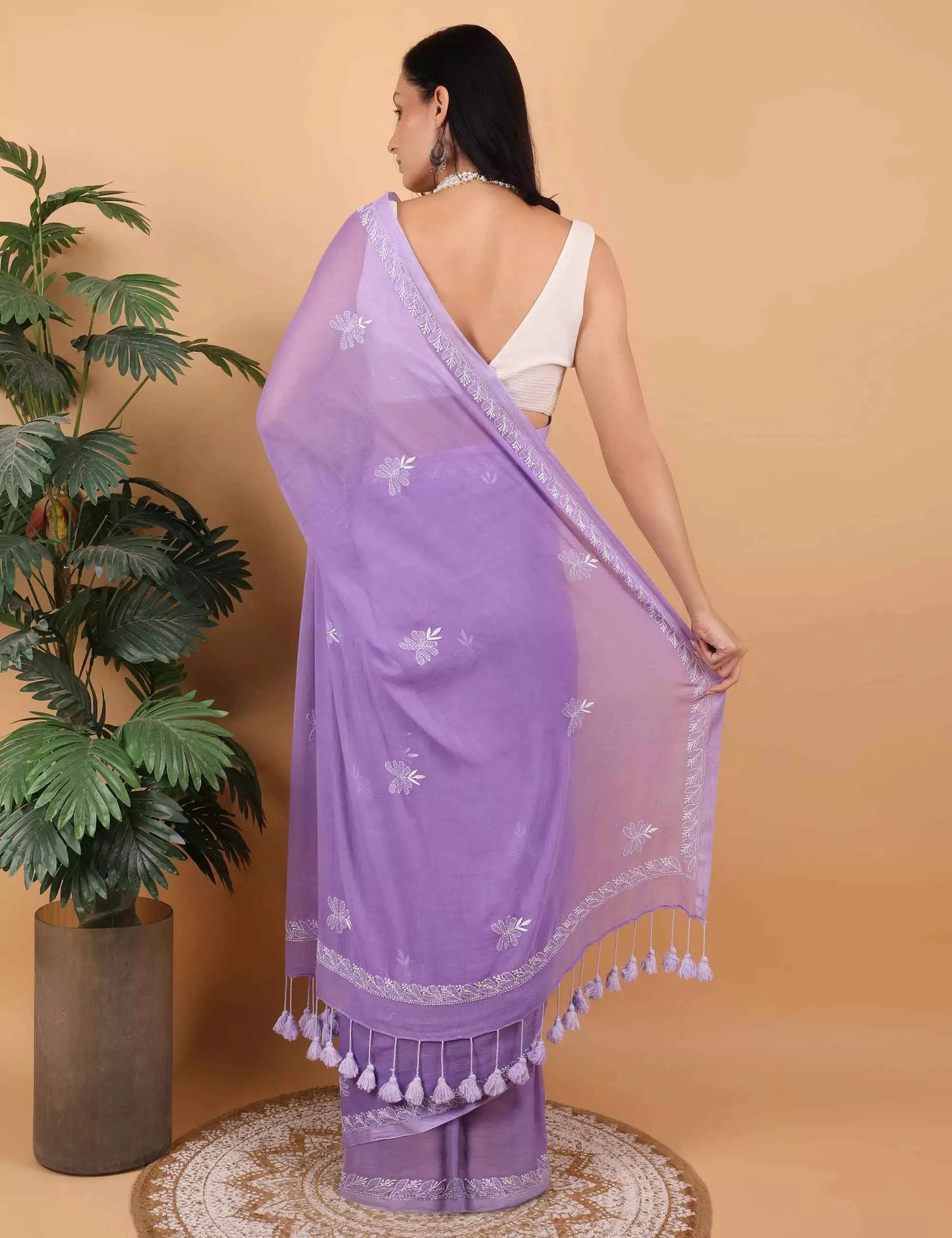 Shwet Women Purple Hand Embroidered Chikankari Mulmul Saree