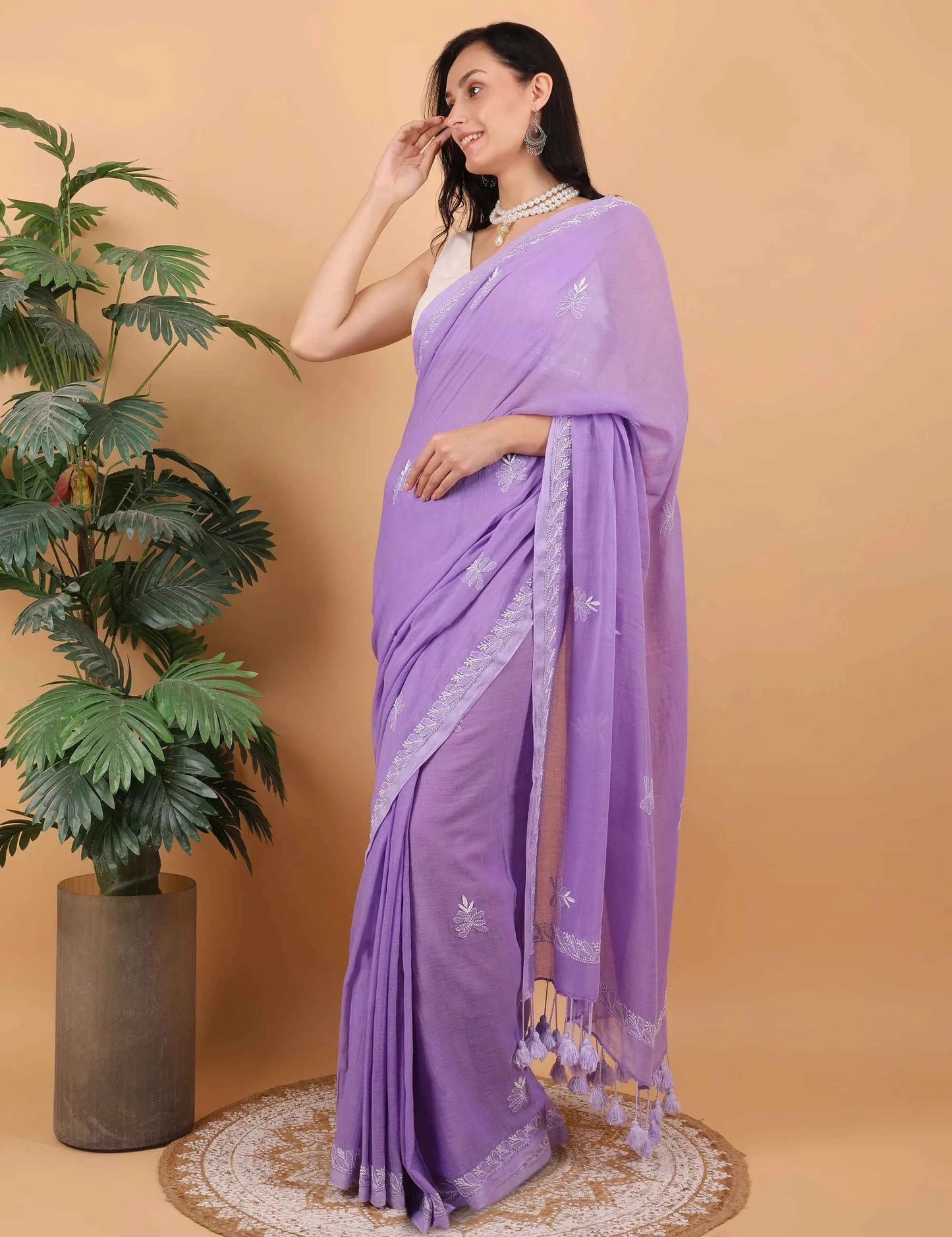 Shwet Women Purple Hand Embroidered Chikankari Mulmul Saree