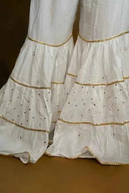 shwet pestal hues white chikankari cotton Garara