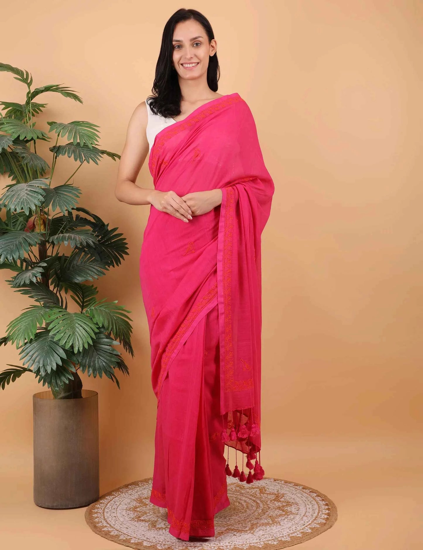Shwet Women Magenta pink Hand Embroidered Chikankari Mulmul Saree