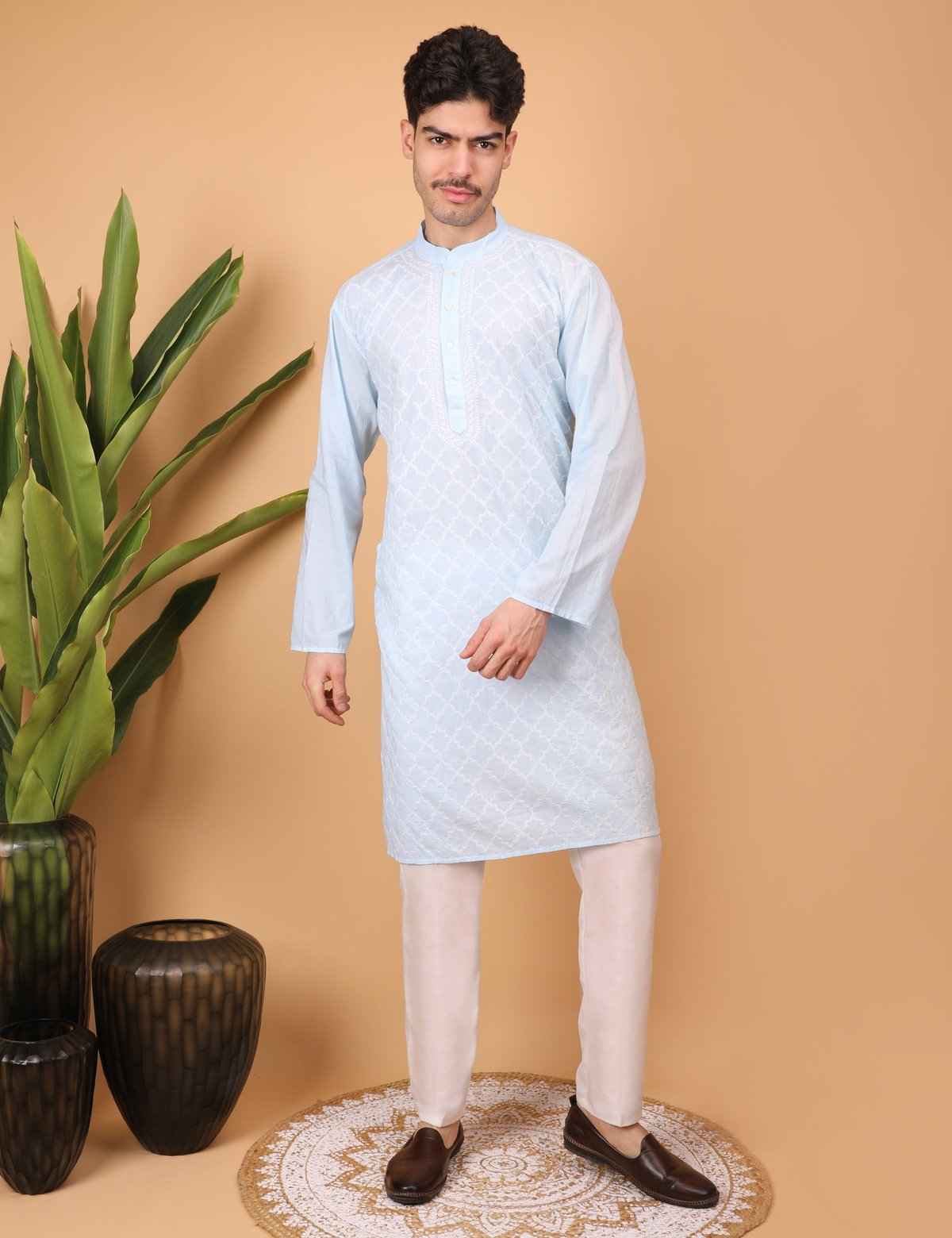 Shwet Men Cotton Sky blue Chikankari Kurta