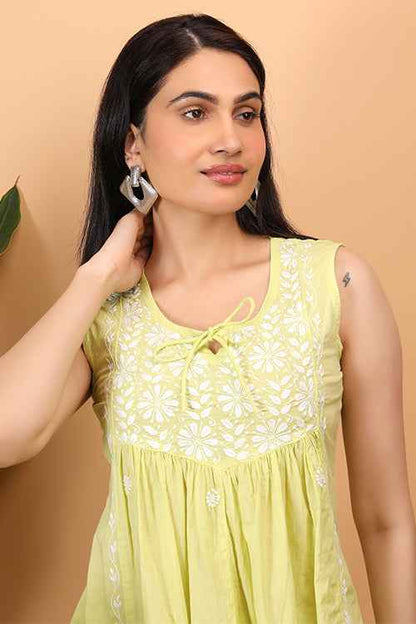 Shwet Women Yellow Chikankari Sleevless Yoke Top