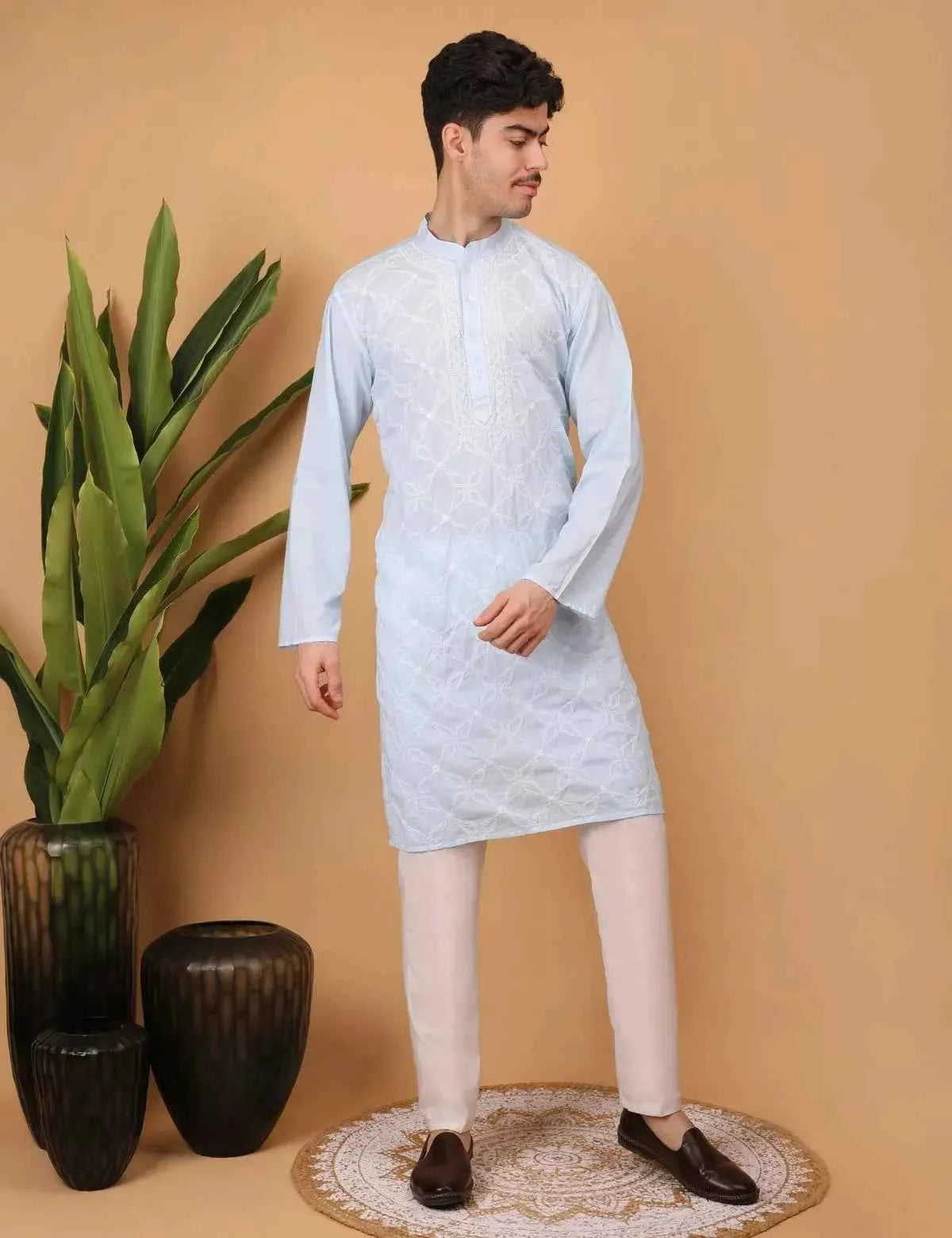 shwet men cotton blue chikankari kurta
