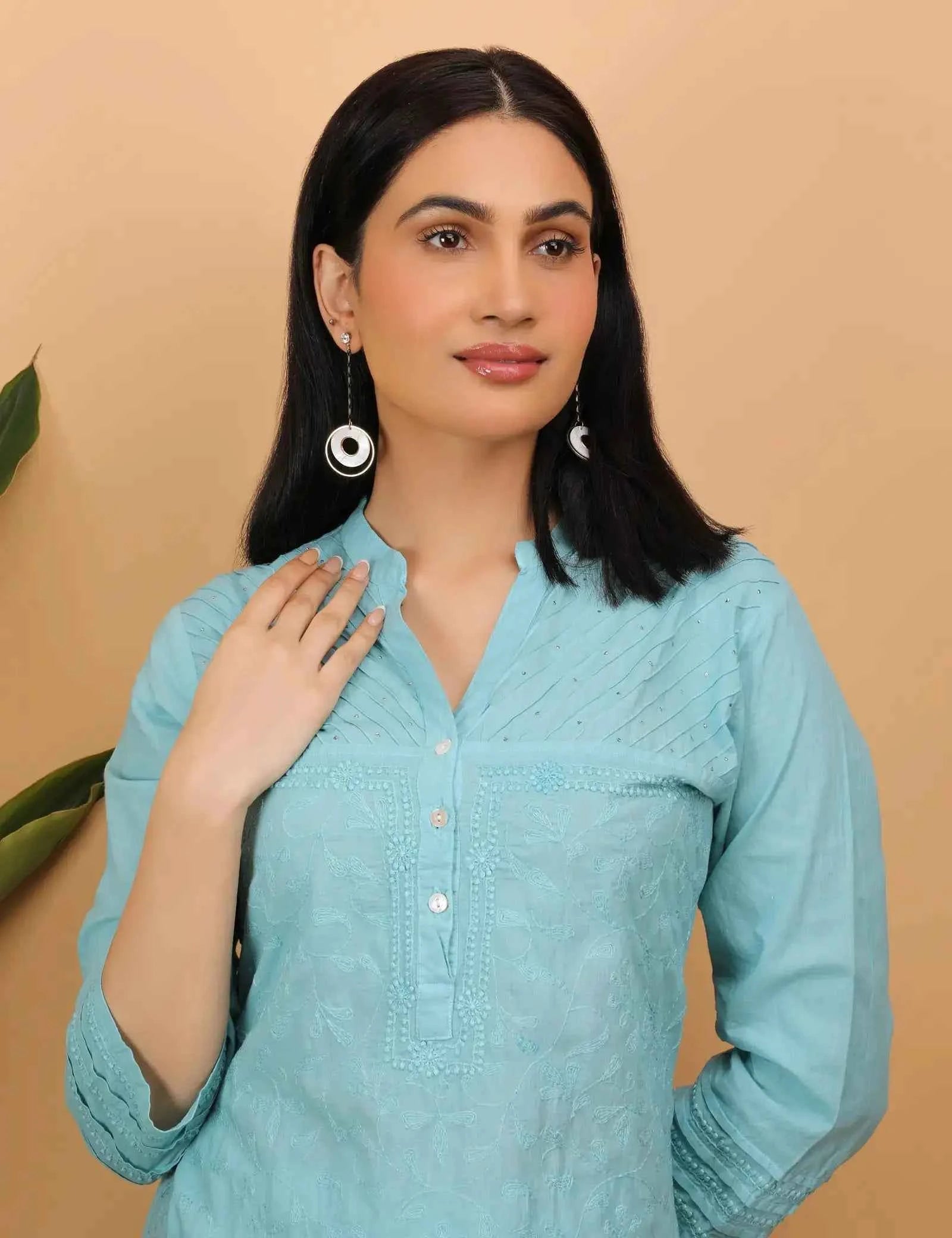 Shwet Women Cyan Blue Chikankari Kurta