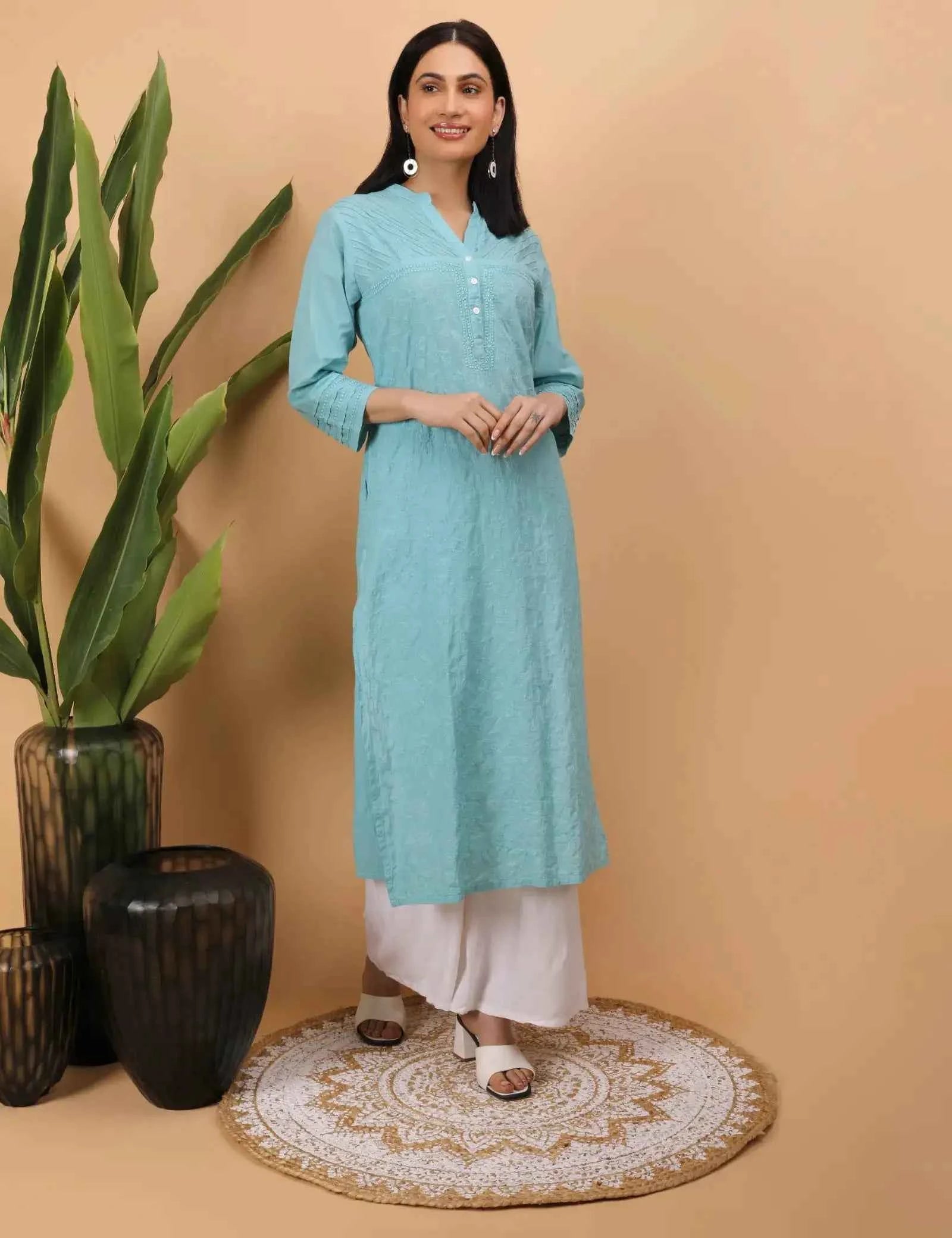 Shwet Women Cyan Blue Chikankari Kurta