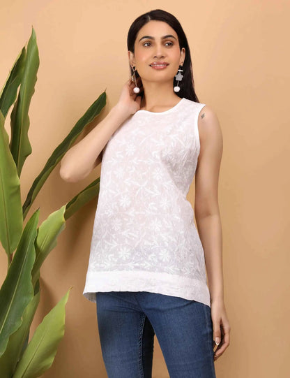shwet women white chikankari sleevless top